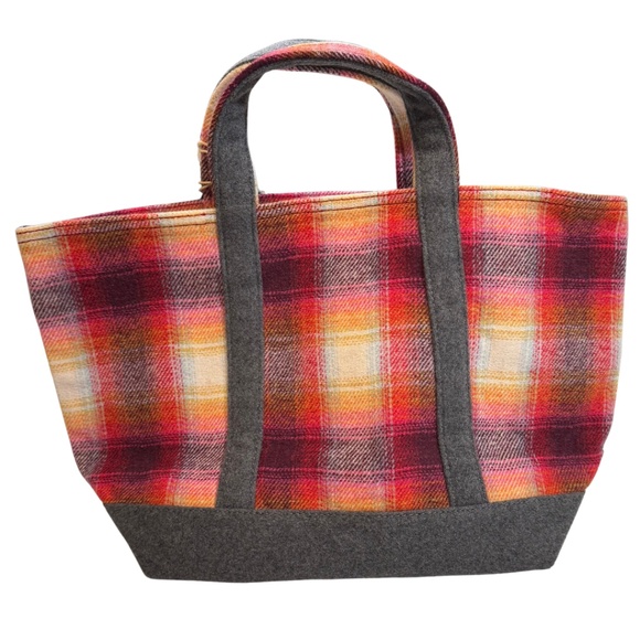 GAP X Pendleton | Plaid Small Utility Tote - Picture 1 of 9